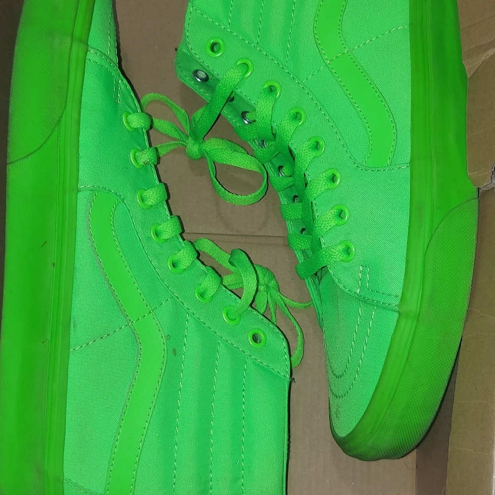 Vans monochrome